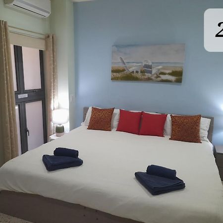 Seabreeze Holiday Guestrooms 圣保罗湾城 外观 照片