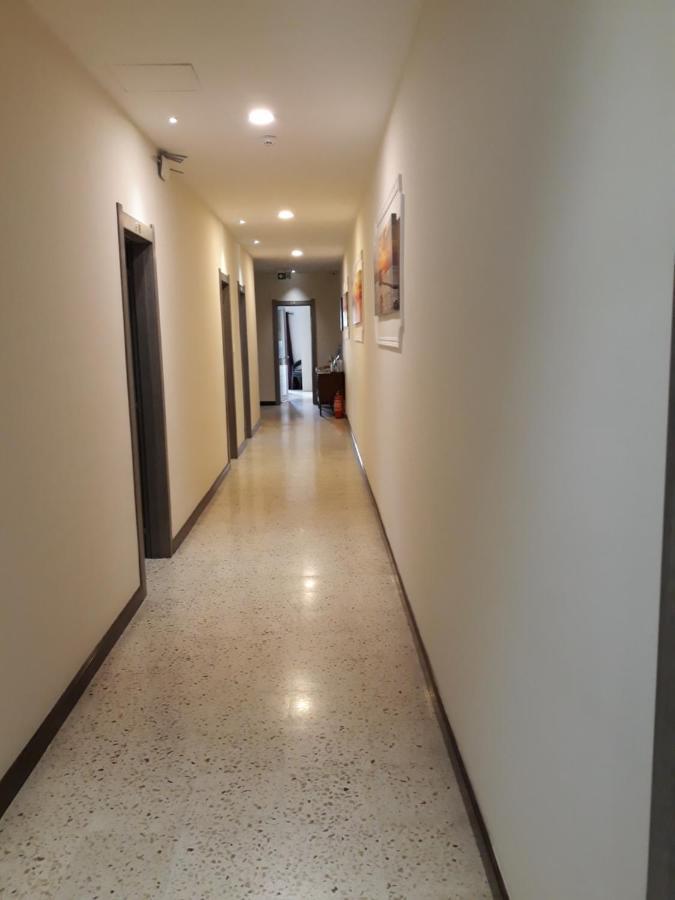 Seabreeze Holiday Guestrooms 圣保罗湾城 外观 照片