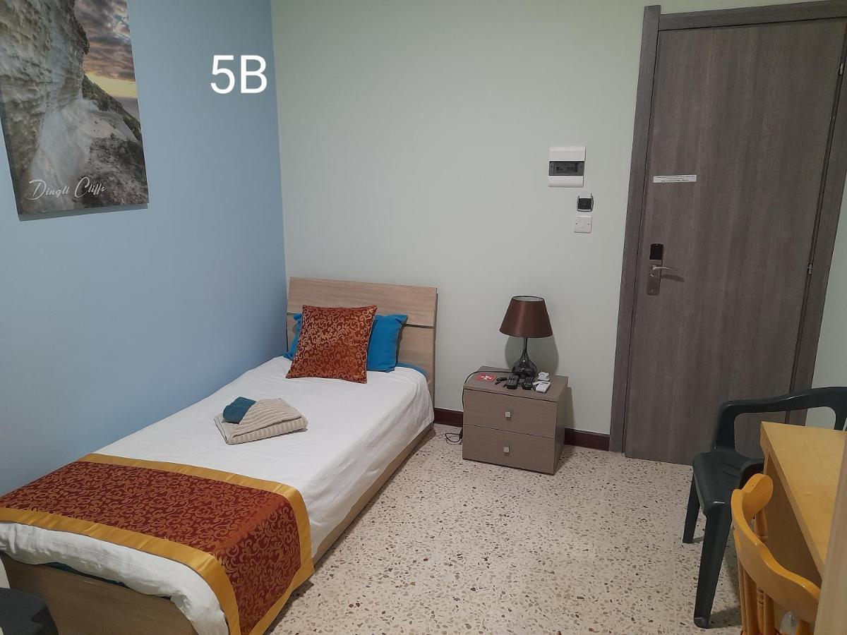 Seabreeze Holiday Guestrooms 圣保罗湾城 外观 照片