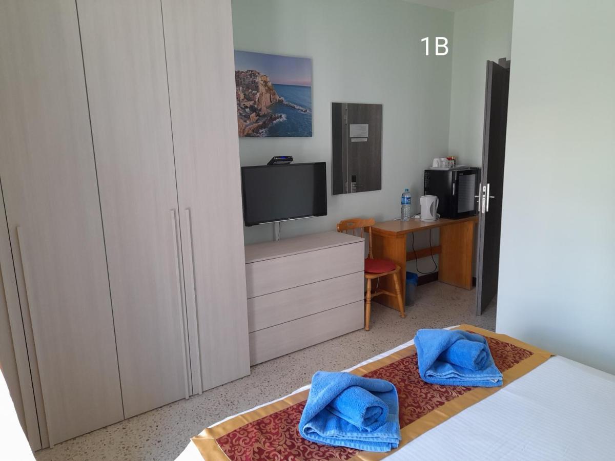 Seabreeze Holiday Guestrooms 圣保罗湾城 外观 照片
